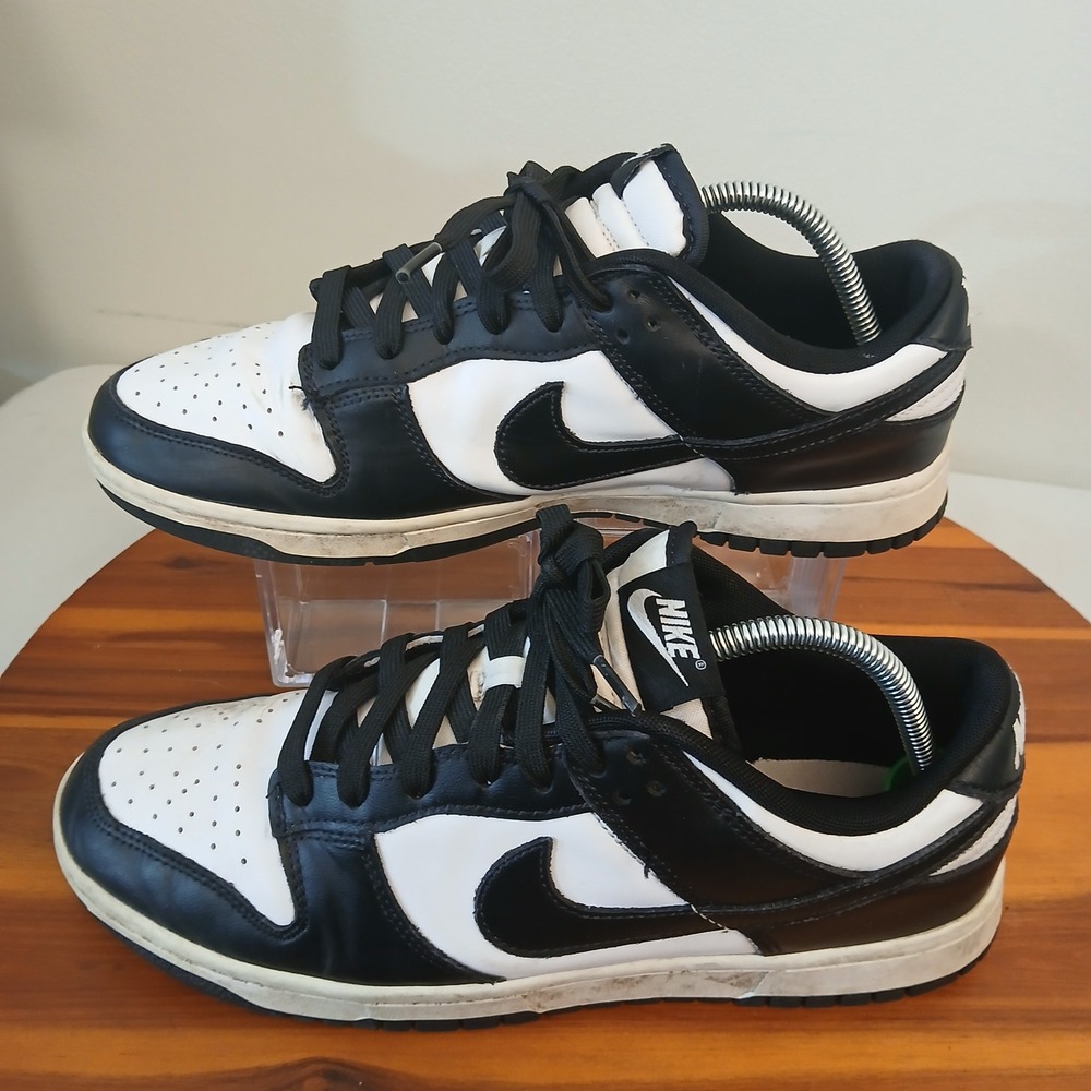 Nike Dunk Low Mens Size 10 White Black Panda Shoes Sneakers DD1391-100
